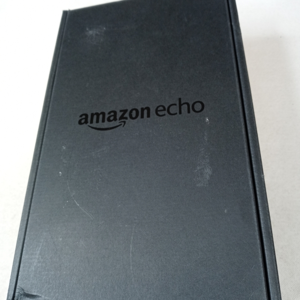 Amazon Echo (1st Generation) Smart Assistant - Ale